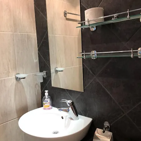 Apartman In Gardens Life