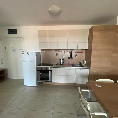 In Gardens Life Apartman Szozopol