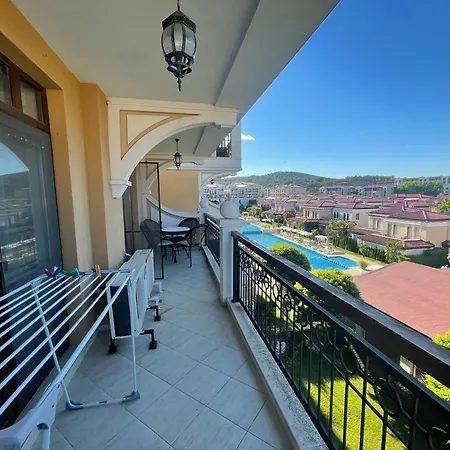 Apartman In Gardens Life *